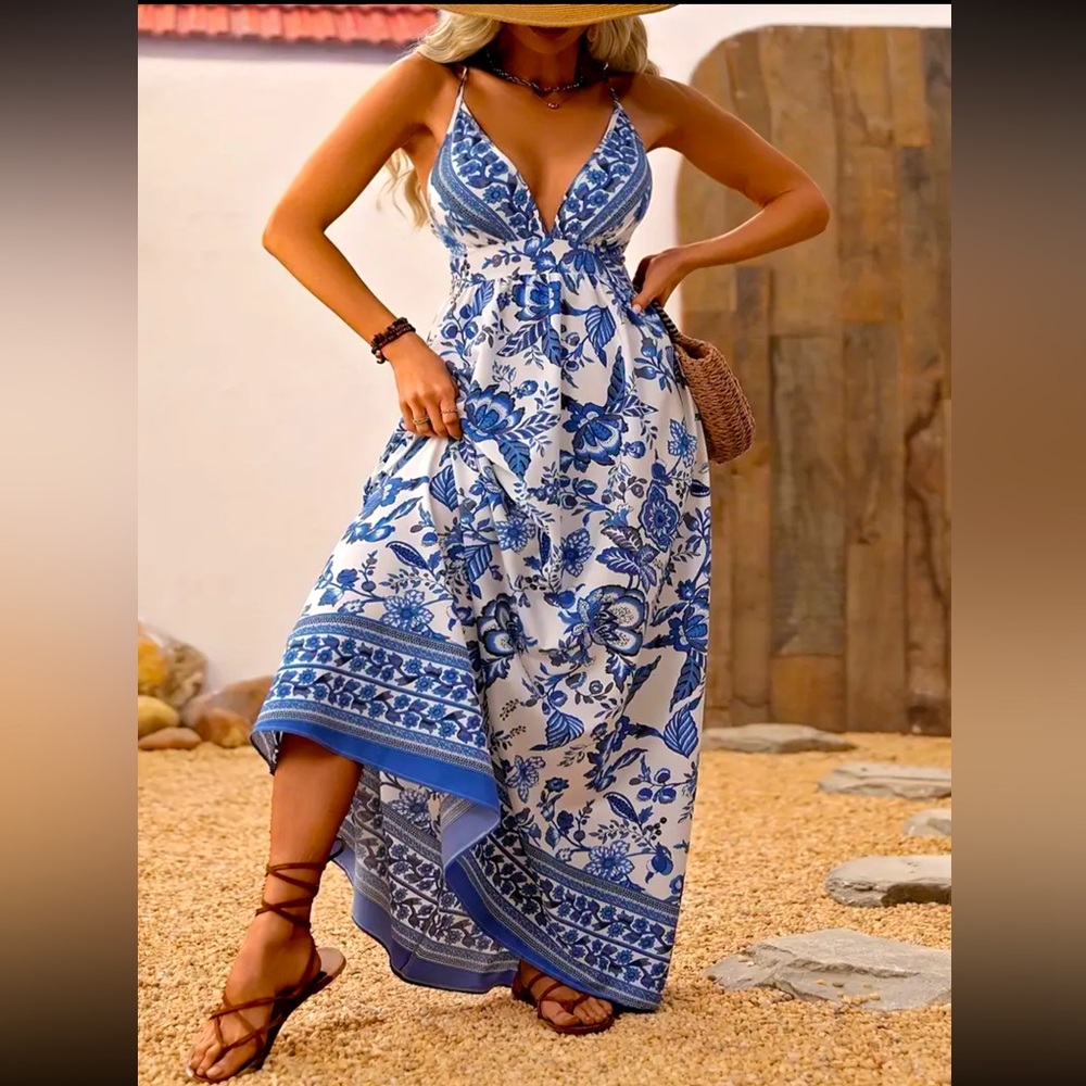 Elegant Floral Blue and White Maxi Dress Flattering Fit New Boutique Size L - Picture 4 of 6